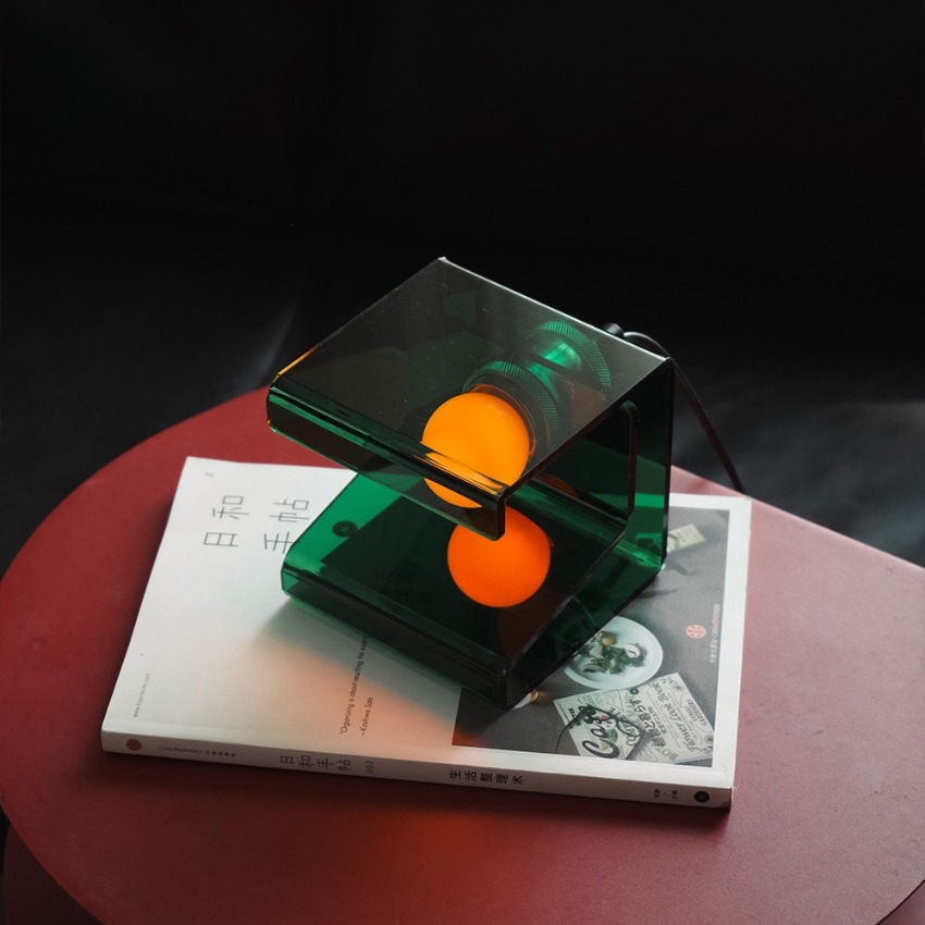 Lampe de table cube moderne en - Desk Setup Minimalist avis et prix